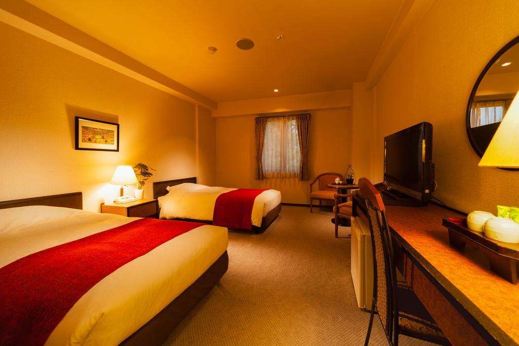 Hakuba Springs Hotel Zewnętrze zdjęcie