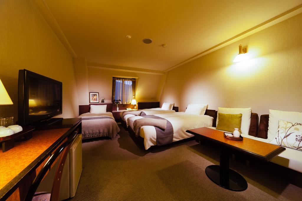 Hakuba Springs Hotel Zewnętrze zdjęcie